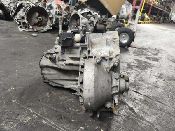 BOITE DE VITESSE MANUEL CITROEN/PEUGEOT 2.0HDI  - Vue 3